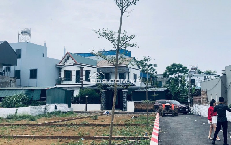 SỐC Bán  Lô Đất Giá Rẻ Nhất Hòa Lạc, Sổ Sẵn, Mua Là Lãi!